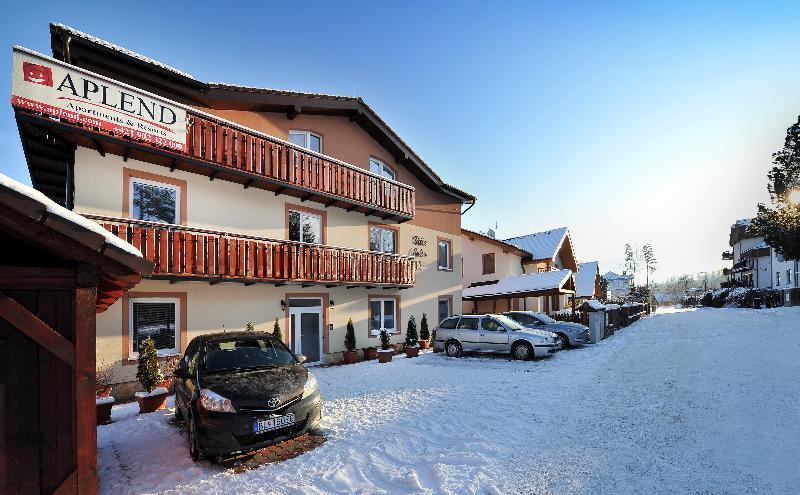 Hotel Aplend Vila Julia Vysoké Tatry Esterno foto